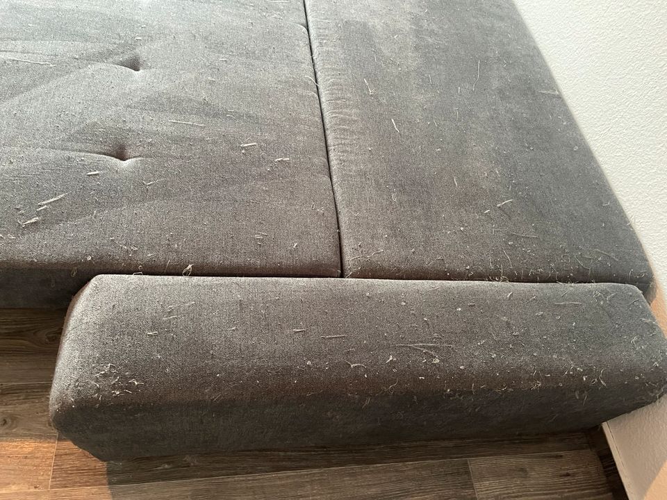 XXL SOFA dunkelgrau Schlafsofa MUSS RAUS in Hameln