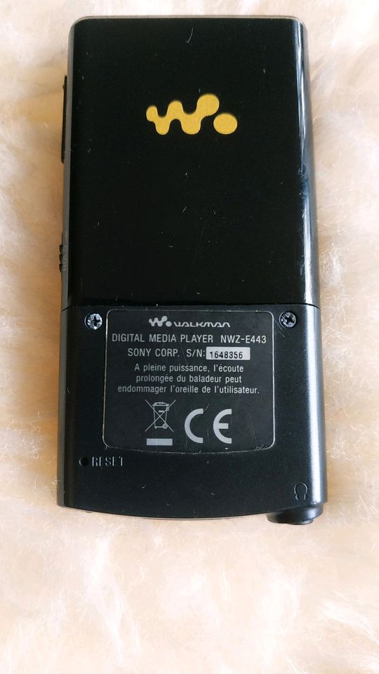Sony Walkman NWZ E443 mp3Player in Lüneburg