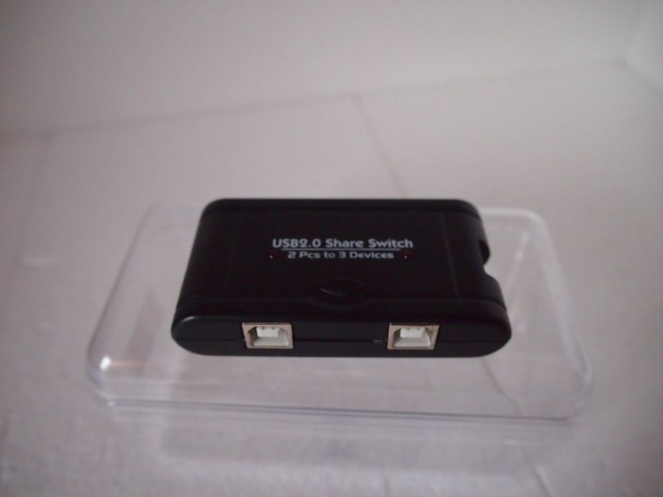 USB Umschalter KVM für 2 PCs in Bad Segeberg