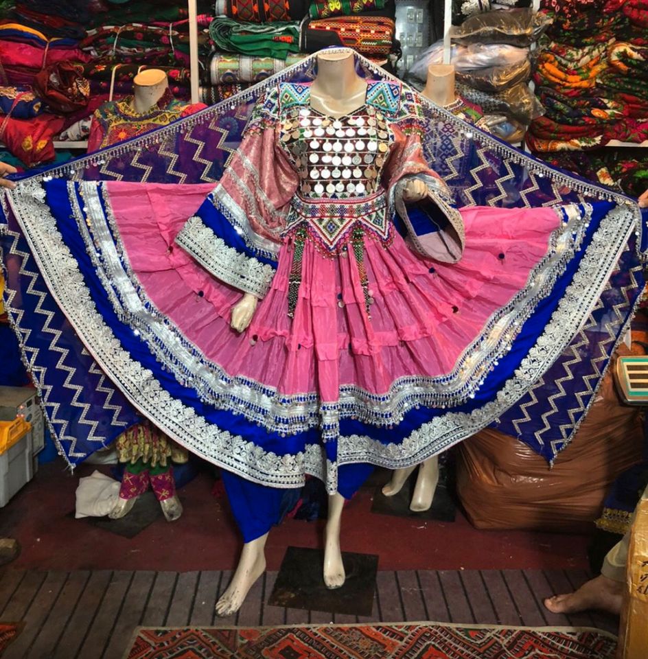 Afghanisches Kleid in Essen