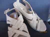 S. Oliver Sandalen - gr. 41 - NEU Bayern - Eschau Vorschau