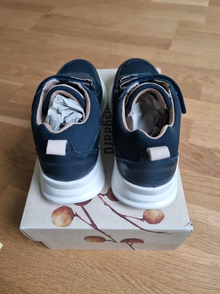 Neu OVP Bisgaard Sneaker Leder blau Gr. 33 in Berlin