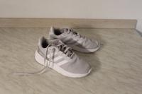 Adidas Turnschuh Hallenschuh Schuh Sportschuh Sneaker Damen Gr 40 Hessen - Twistetal Vorschau