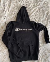 Champion Pullover Hoodie schwarz sehr guter Zustand Nordrhein-Westfalen - Remscheid Vorschau