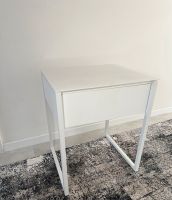 Nachttisch 2x von Wayfair 278€ weiß mit Glasplatte wie Neu Harburg - Hamburg Heimfeld Vorschau