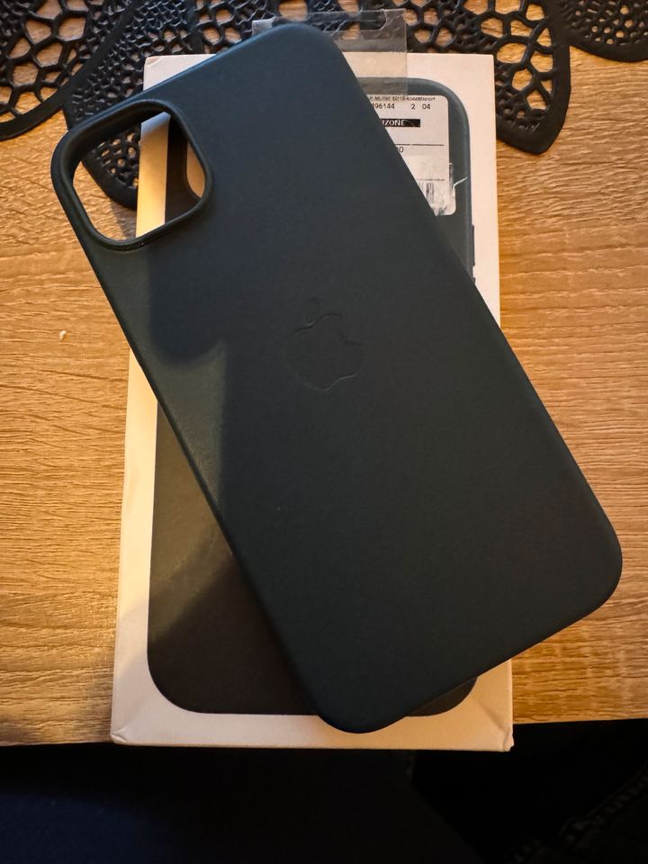 Apple iPhone 14 Plus Leder Case mit MagSafe - Waldgrün ​​​​​​​ in Marl