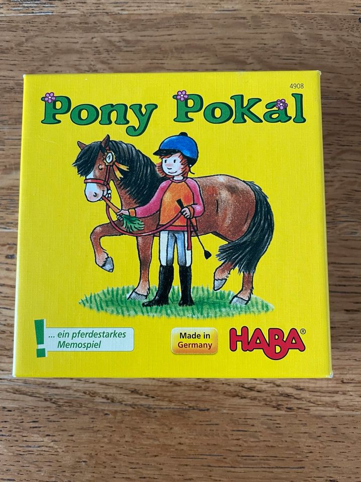 HABA Ponypokal neuwertig und komplett in Köln