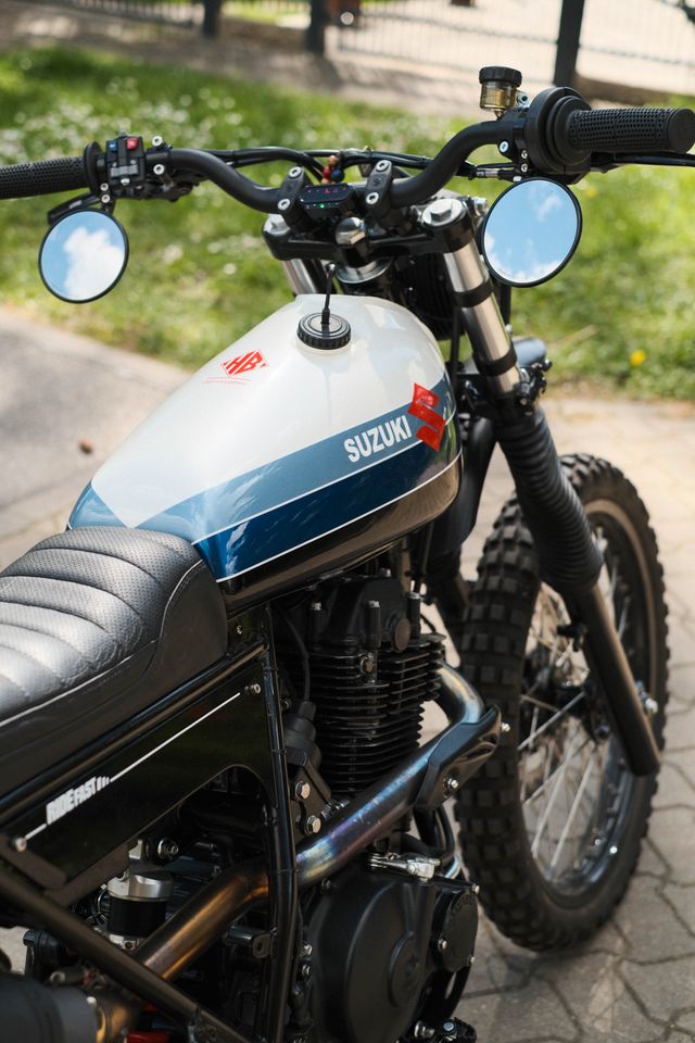 Suzuki DR650 '94 Custom Scrambler [Bike Exif] in Panketal