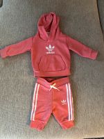Adidas Outfit für ein Baby Mädchen in Größe 62 Nordrhein-Westfalen - Herzogenrath Vorschau