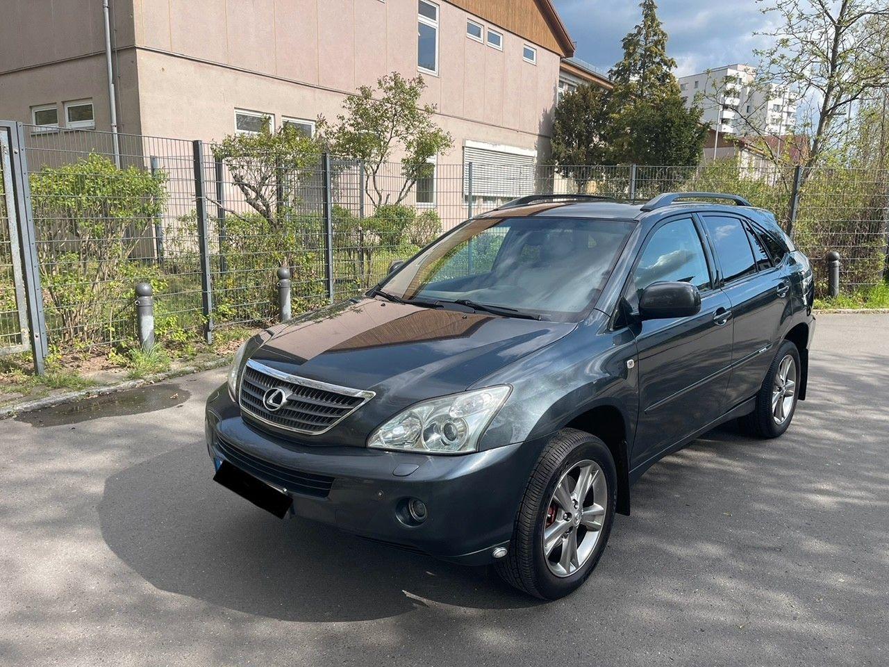 Abbildung des Autos Lexus RX 400 Executive E…