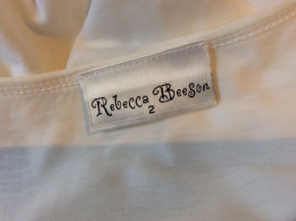 wunderbares weißes langarmshirt von rebecca beeson in Berlin