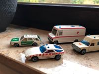 SpielzeugAutos Krankenwagen  und Polizei insgesamt 4 Stück Frei H Niedersachsen - Sulingen Vorschau