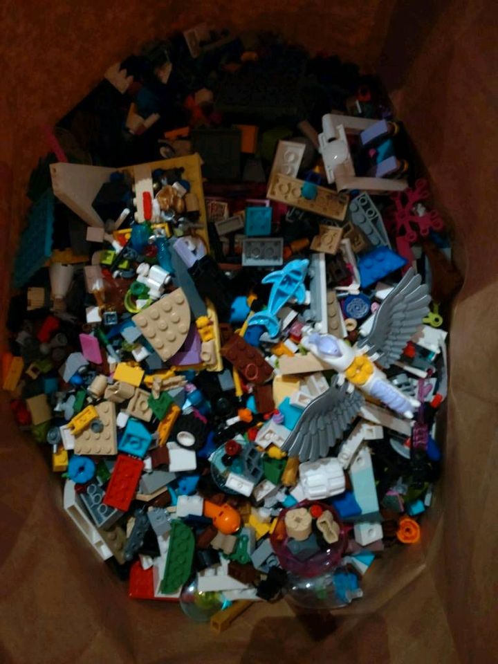 24 kg gemischtes Lego,  Anlieferung kostenlos möglich in Schkeuditz