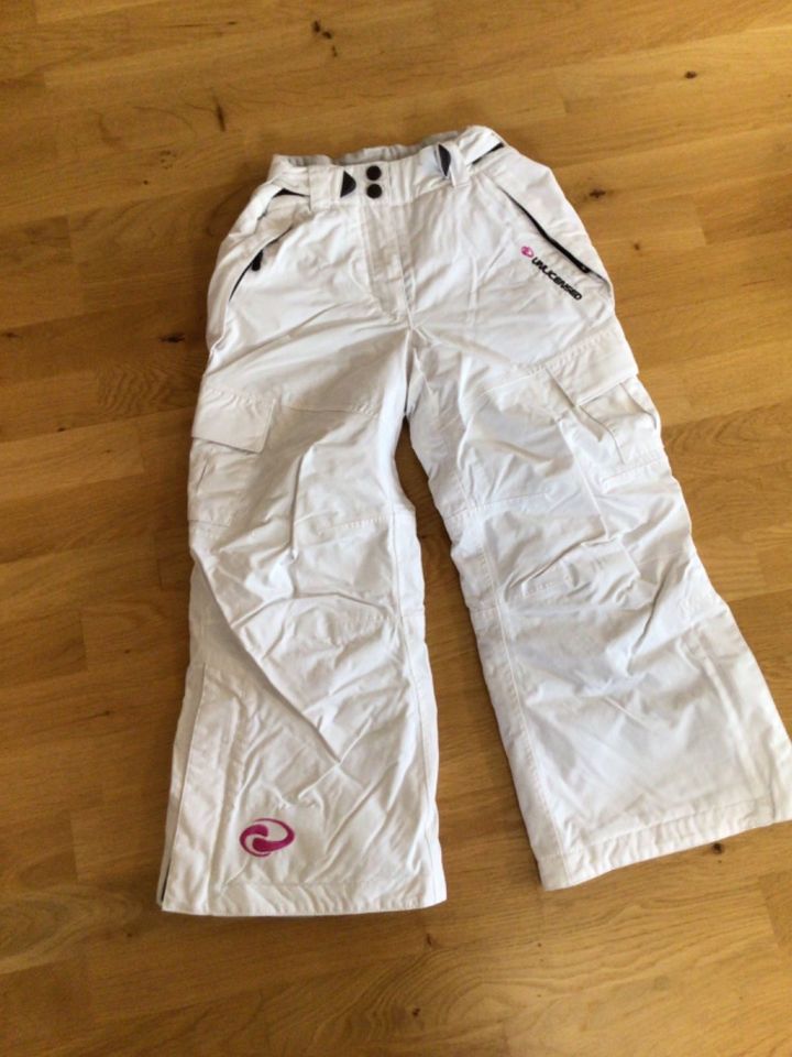 Unlicensed Skihose weiß Gr. 128 in Wertheim