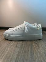Sneaker Gr. 40 Weiß NEU Duisburg - Rheinhausen Vorschau