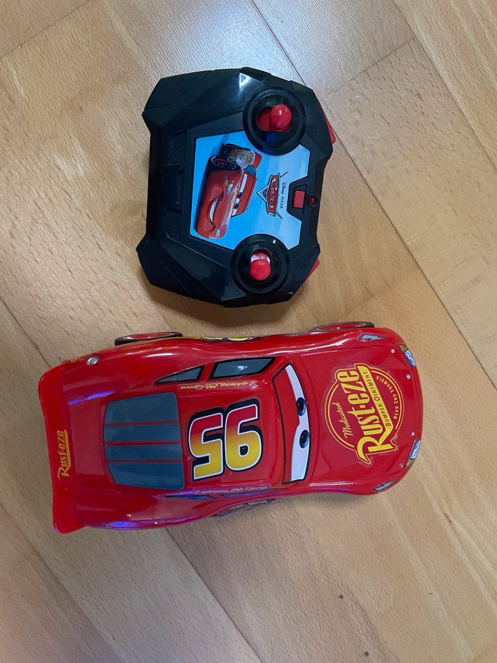 Ferngesteuertes Auto Lightning McQueen in Eichenau