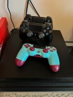 Play Station 4 Ps4 pro mit 2 Controller und 10-12 spielen Nordrhein-Westfalen - Brakel Vorschau