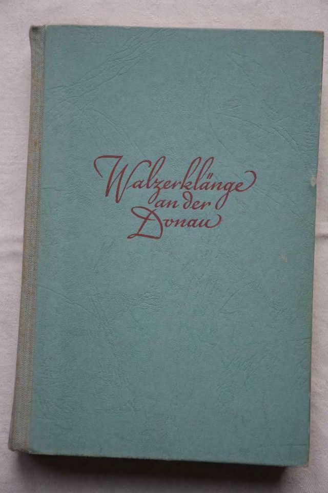 Anna Charlotte Wutzky; Walzerklänge an der Donau in Brandis