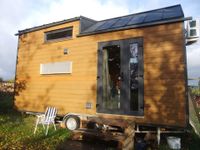 Tinyhaus vollausgestattet gebr Tüv neu tinyhouse auf PKW- trailer Brandenburg - Nordwestuckermark Vorschau