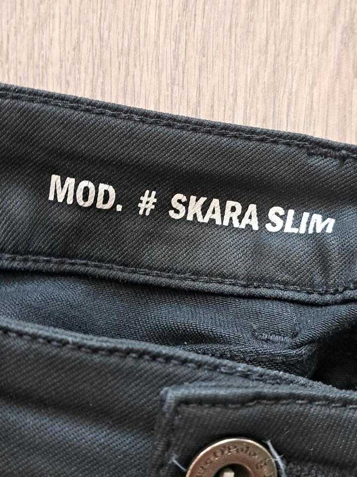 MOP Skara Slim Jeans Lederoptik coated beschichtet W30 L32 in Pegau