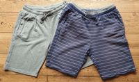 2x Sweatshorts - hellgrau bzw. blaugestreift - Gr. 146/152 Bayern - Köfering Vorschau