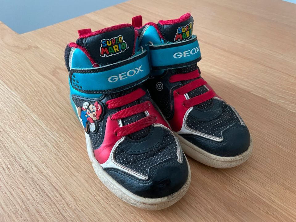 OVP GEOX blaue Super Mario Sneaker / Turnschuhe Gr.29 Blinksohle in Mönchengladbach