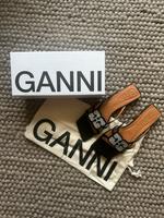 Ganni Butterly Sandalen Schwarz Bayern - Aschaffenburg Vorschau