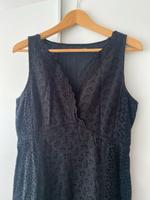 Sehr schönes Kleid Ralph Lauren 6 38/40 Lochstickerei Kr. München - Planegg Vorschau