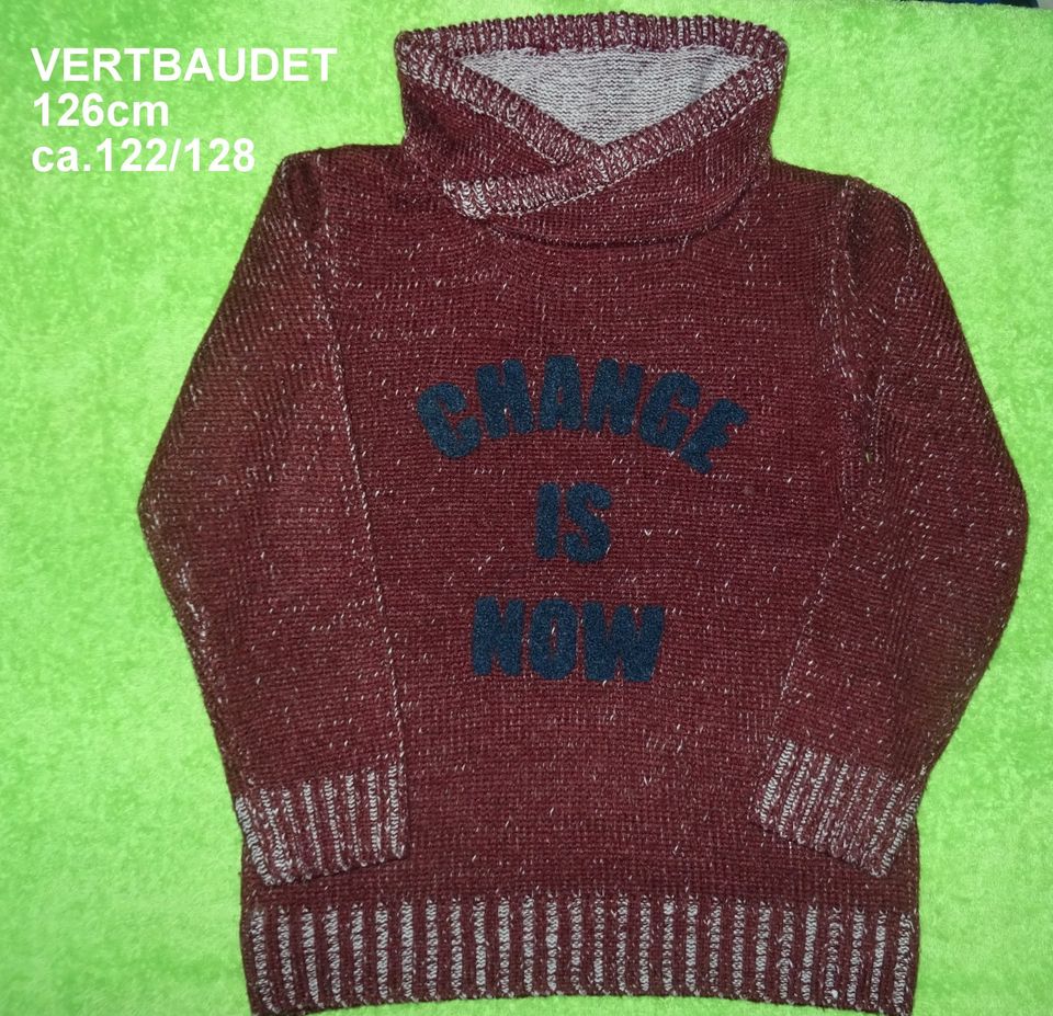 2 top pullover/hoodie vertbaudet/C&A 122/128 je 7€ in Berlin