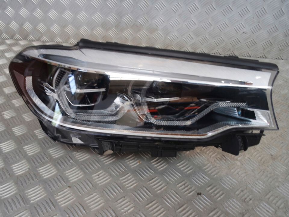 BMW 5 G30 Scheinwerfer adaptiv LED 7439193 7439194 Top in Seebad Ahlbeck