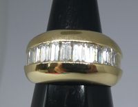 750 Gelbgold Ring mit 11 Baguette Diamanten 1,2ct VVSI Bremen - Neustadt Vorschau