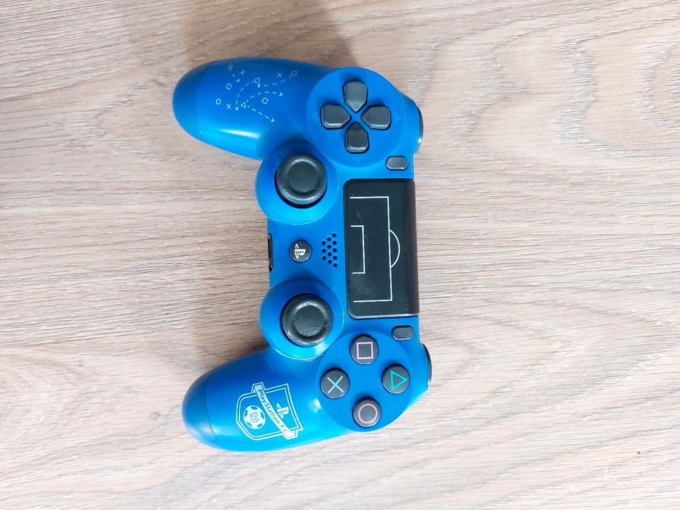 ps4 limited edition controller in Langenburg