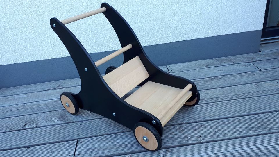 Lauflernwagen schwarz, mit Bremse in Nordrhein-Westfalen - Neuss | Baby  Spielzeug gebraucht kaufen | eBay Kleinanzeigen ist jetzt Kleinanzeigen
