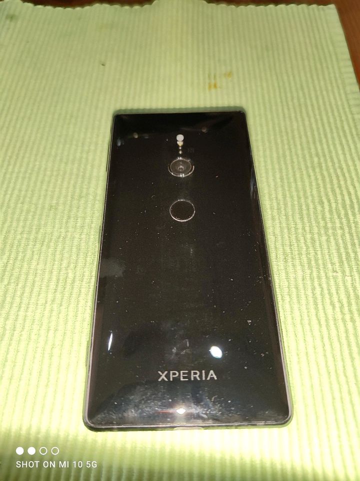 Sony Handy  Xperia XZ 2 (H8216) schwarz 64 in Obersontheim
