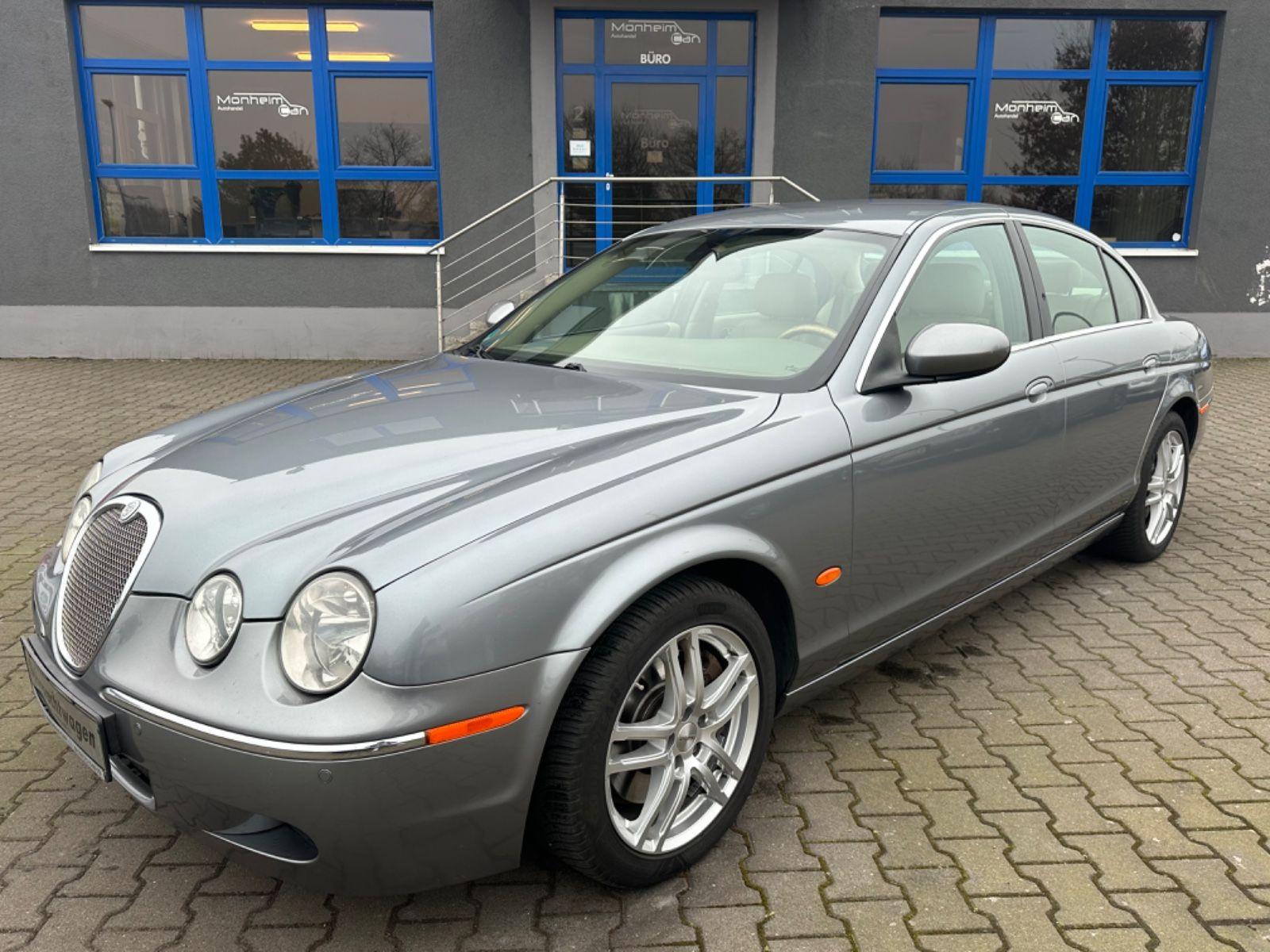 Abbildung des Autos Jaguar S-Type 2.7 V6 Die…