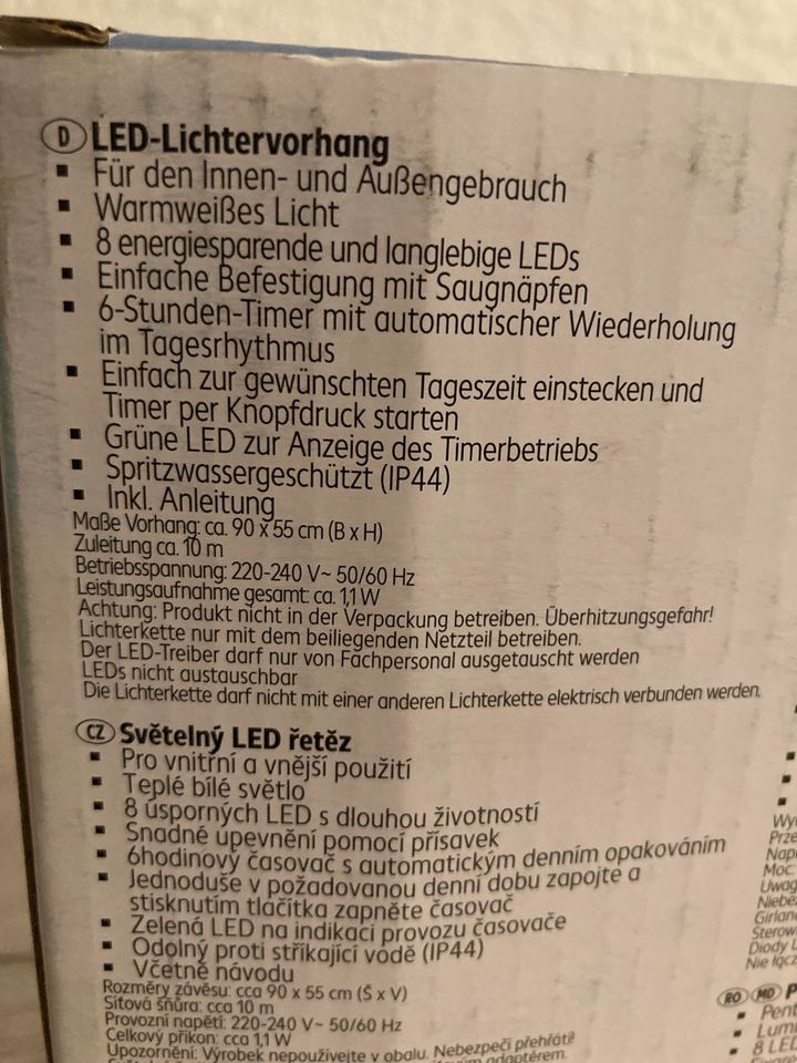 LED Lichtervorhang Sterne, Timer, für Innen/Aussen, warmweiß in Magdeburg