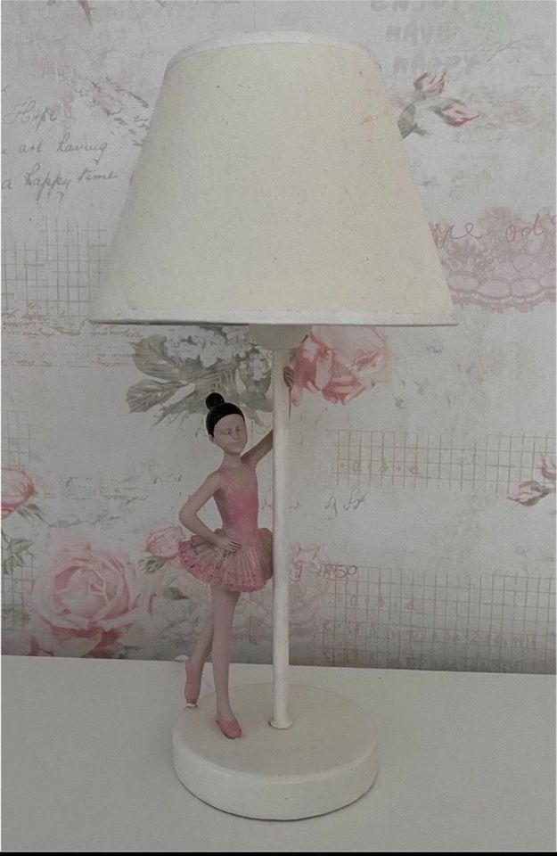 Kinder Lampe Ballerina / Nachtischlampe Kinderzimmer in Velbert