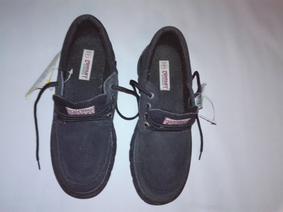 Herren Company Schuhe Gr. 43 Echt Leder Neu in Pinneberg