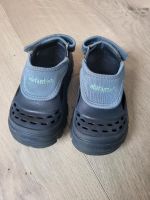 Crocs Badeschlappen Hausschuhe blau Gr. 27 Nordrhein-Westfalen - Hamminkeln Vorschau