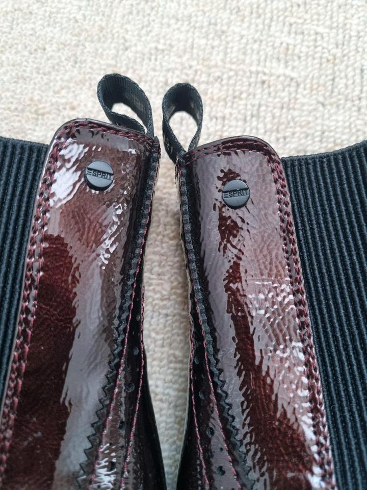1x getragene Stiefel Esprit Gr. 39 weinrot schwarz Damen in Bad Saarow