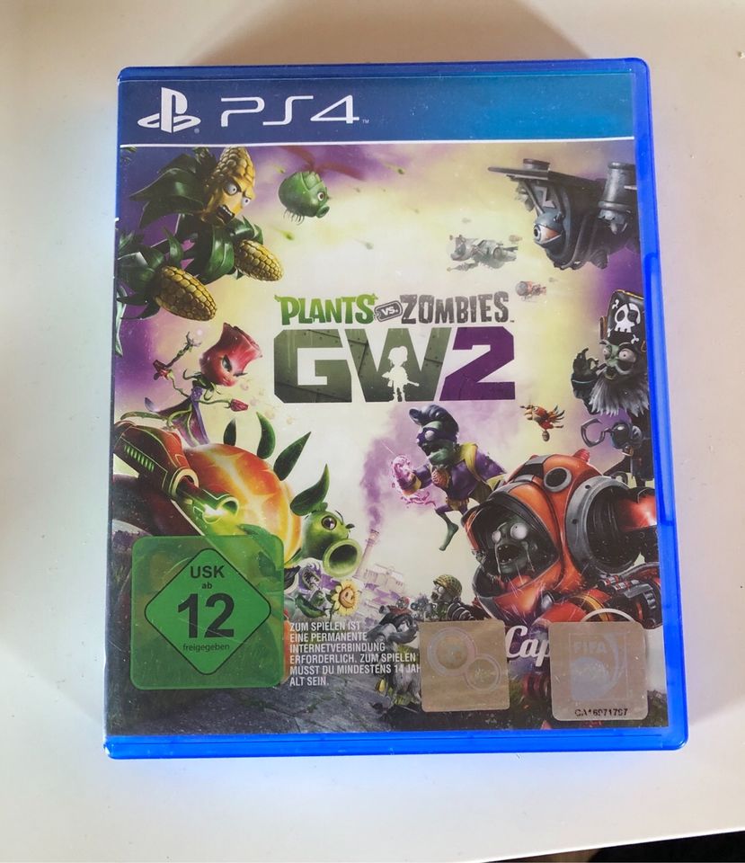 PlayStation 4 500 gb mit Plants vs Zombie CD in Speyer