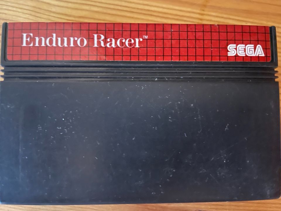 Sega Master System Enduro Racer in Halle