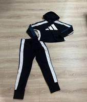 Jogginganzug Freizeit Anzug Sport Damen Adidas Gr. M Thüringen - Bad Berka Vorschau