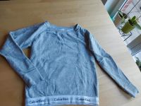 grauer Calvin Klein Pullover Sweatshirt Gr XS - top Zustand Niedersachsen - Rodenberg Vorschau