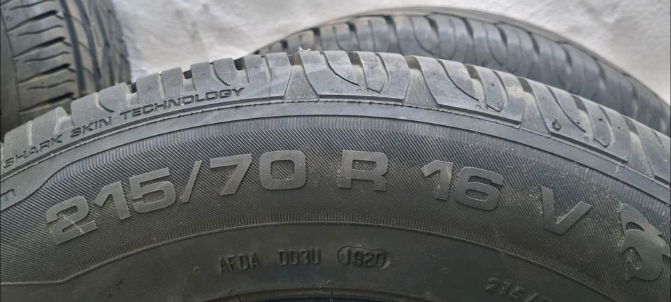 Sommerreifen uniroyal 215/70 R 16/ SUV...NEU in Marburg