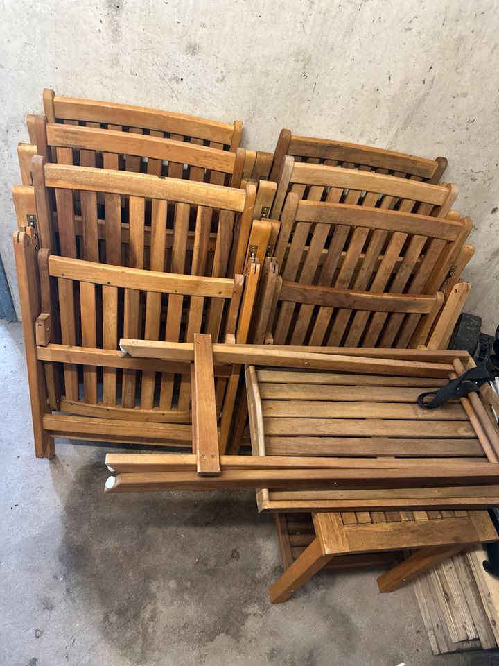 Garten Garnitur in NordrheinWestfalen Kerpen Zu verschenken