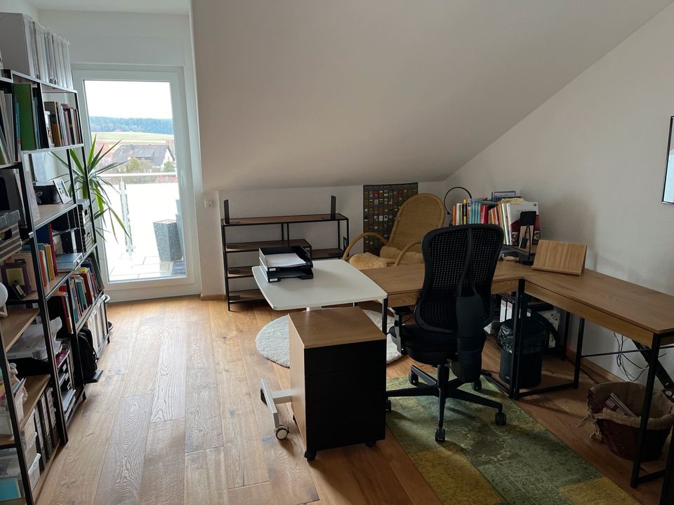 4 Zimmer Wohnung 122m2 Dunningen, neuwertig inkl. Küche, TG in Dunningen