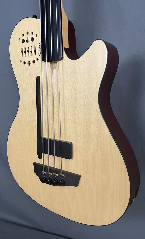 GODIN A4 ULTRA FRETLESS SEMIAKUSTIK GEBRAUCHT, SEHR GUTER ZUSTAND in Duisburg