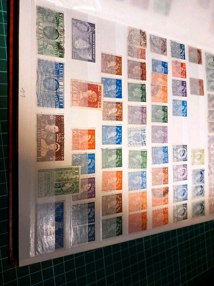 Briefmarkensammlung Album England Jersey altes Material gute Wert in Eppendorf