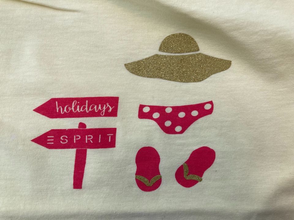 6 T-Shirts Mädchen 86, Esprit H&M babyclub in Wiesbaden